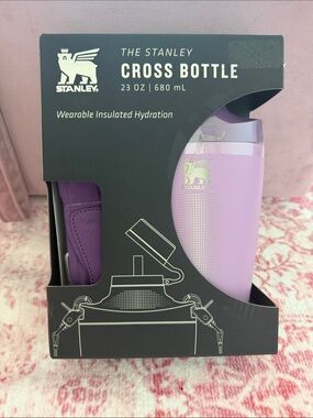 Stanley Black Insulated Crossbody Bottle Pack